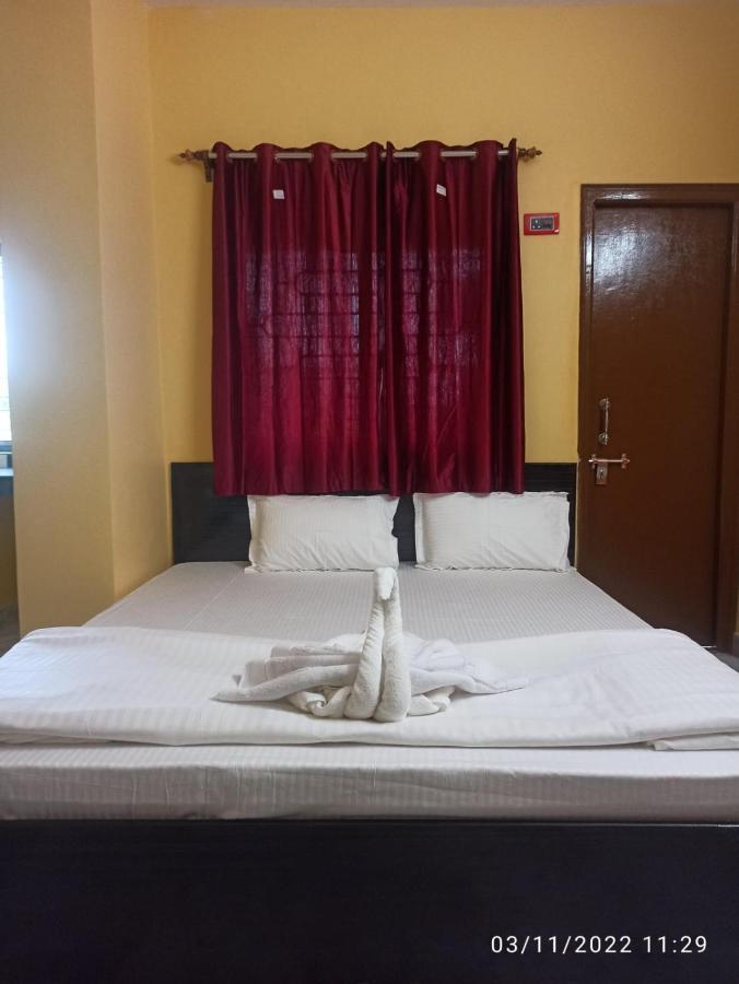 Royal Palace Hotel Bolpur Exterior photo